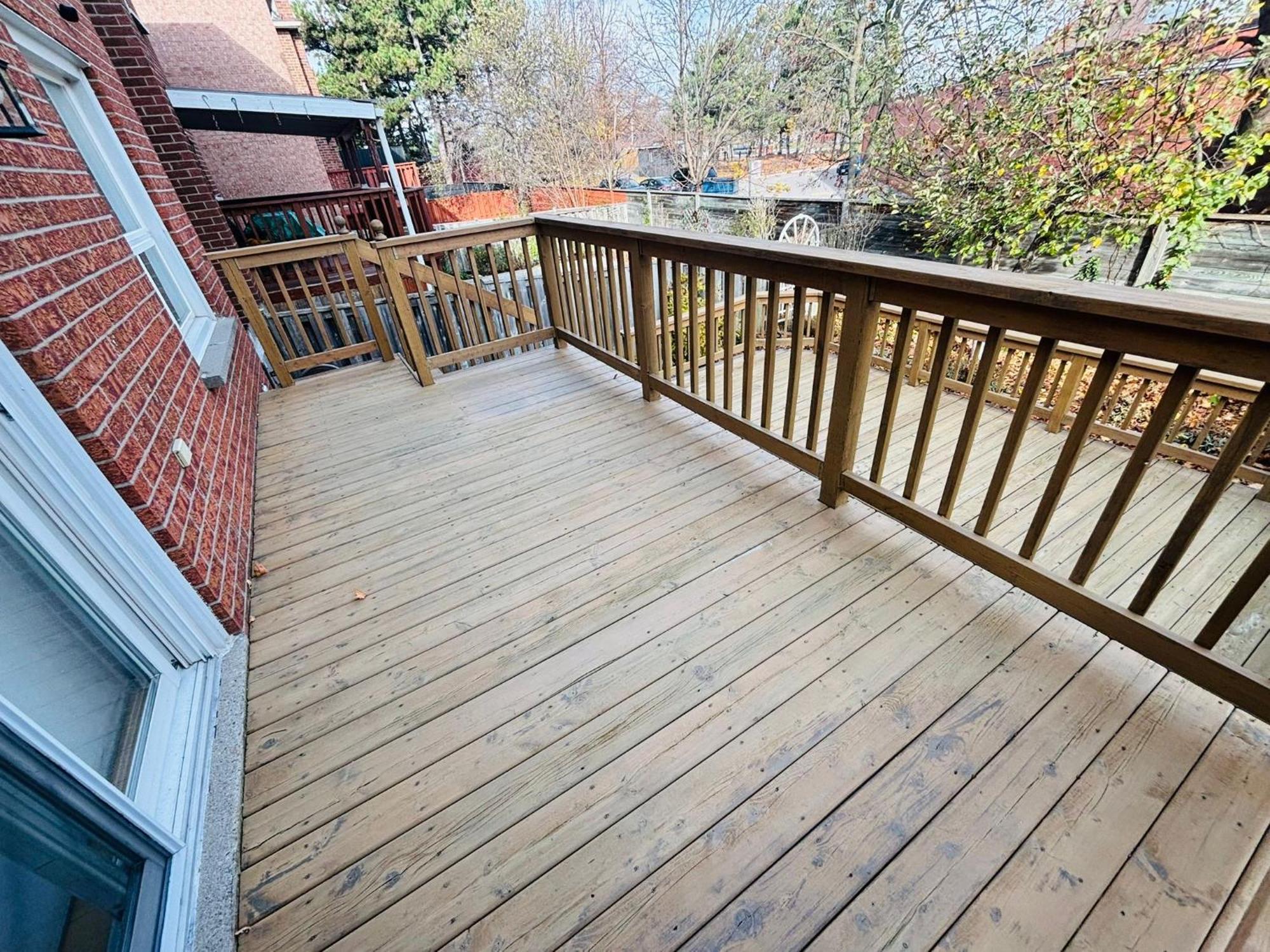 Room With Private Patio Next To Toronto Airport 密西沙加 外观 照片